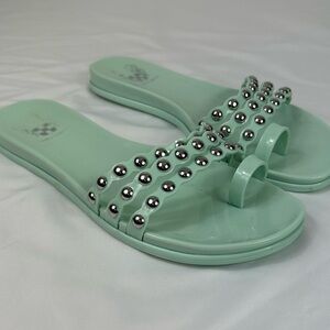 Vince Camuto Turquoise Edolyn Studded Toe Loop Slide Sandal Women’s‎ Size 7 EUC